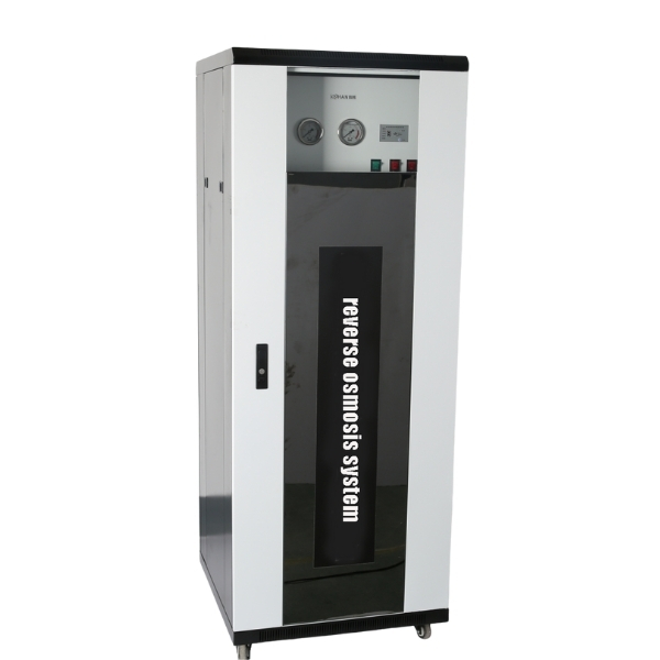 Side of the Commercial Reverse Osmosis-LE10
