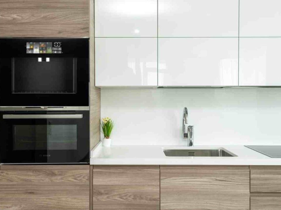 Built-in Water Dispenser